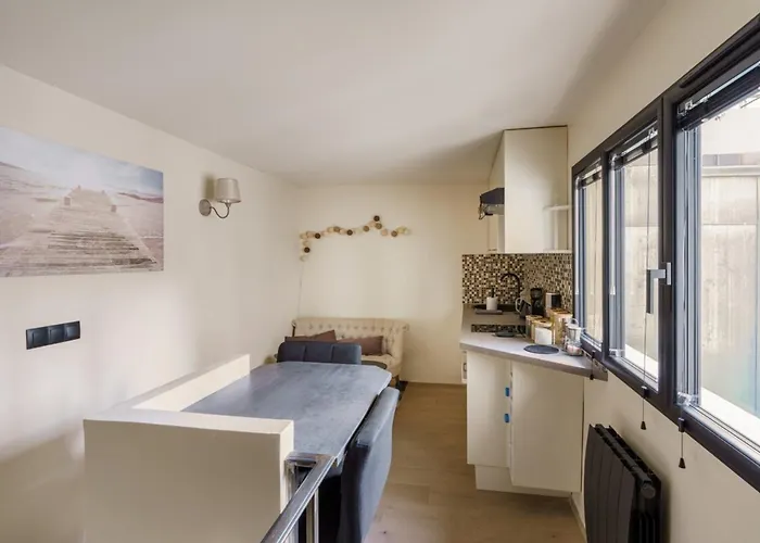 & Stylish 1bd Duplex W Gardenmontmartre! *
